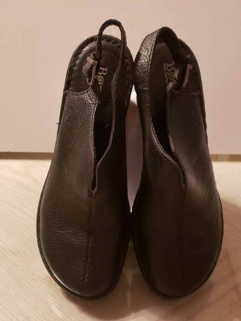 BORN Women's Black Leather Slip-On Mules